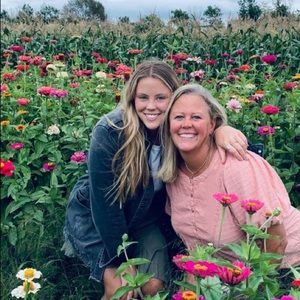 Meet your Posher, Devan